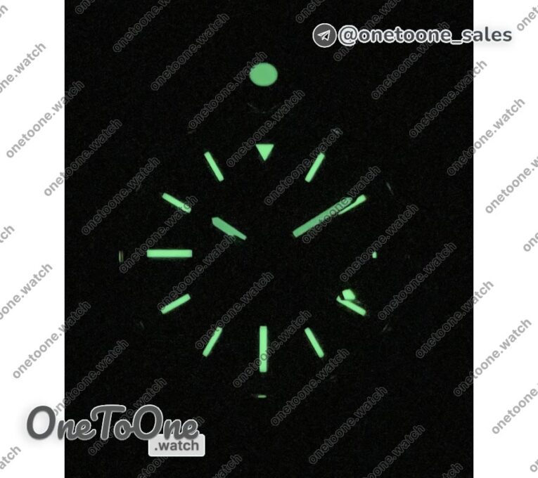 Реплика часов Breitling Avenger 43mm Stainless steel Case Green Dial Nylon Strap O