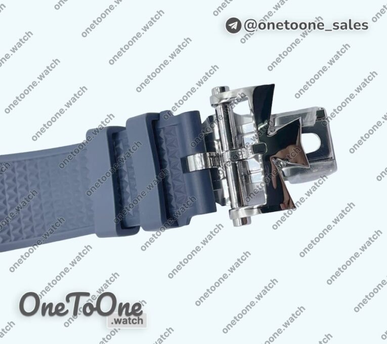 Реплика часов Vacheron Constantin Overseas 4500V Stainless steel Top-tier Копия один в один Blue Dial on Blue Rubber Strap