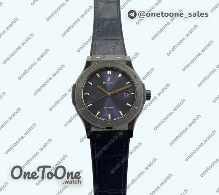 Реплика часов Hublot Classic Fusion 42mm Real Black Ceramic Top-tier Копия один в один Blue Dial on Blue Gummy Strap G SW300