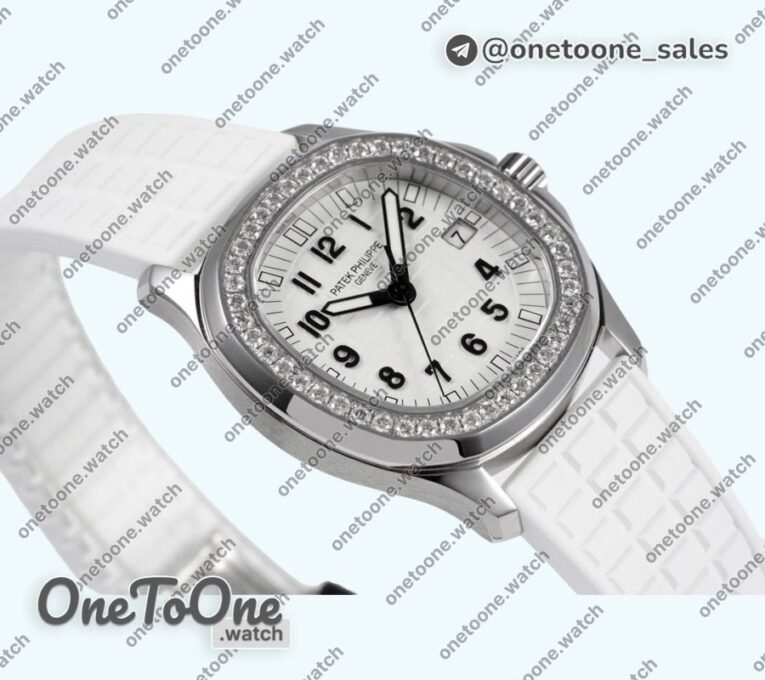 Реплика часов Patek Philippe Aquanaut 5067A Stainless steel Top-tier Копия один в один White Textured Dial Rubber Strap AE23