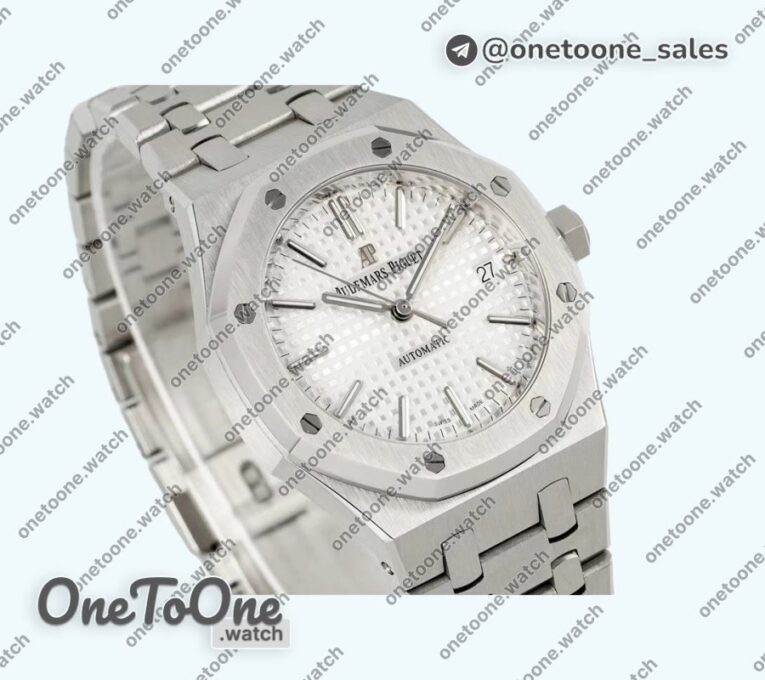 Реплика часов Audemars Piguet Royal Oak 37mm 15450 Stainless steel Case White Dial Bracelet