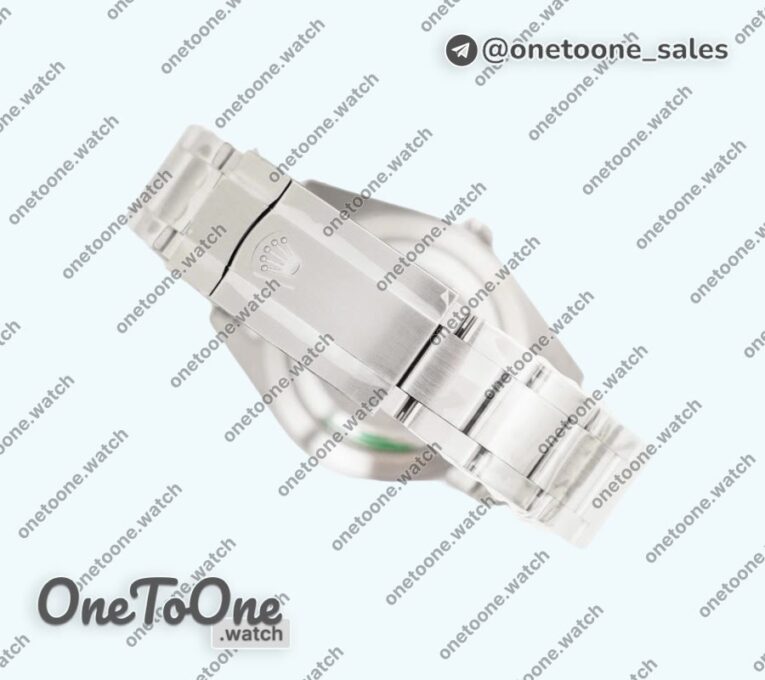 Реплика часов Rolex Oyster Perpetual 114300 39mm Black&White Dial Oyster Bracelet