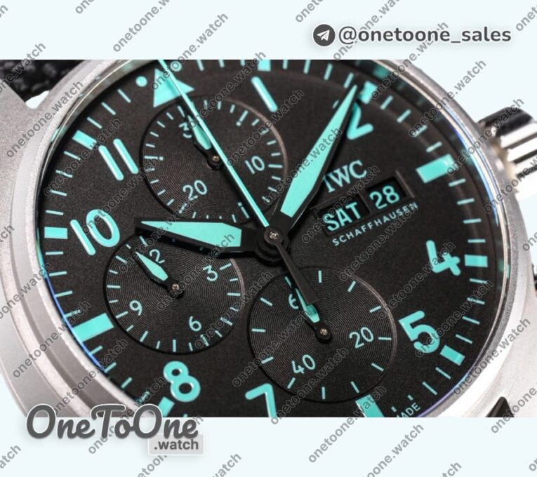 Реплика часов Iwc Pilot IW388108 41 “MERCEDES-AMG PETRONAS FOULA ONE™ TEAM” Black Dial Green Numbers TWF