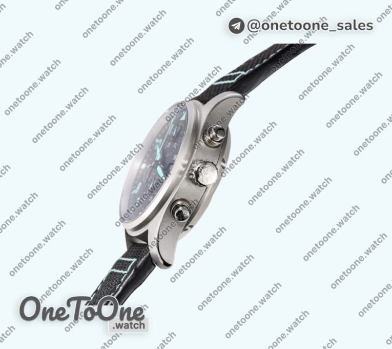 Реплика часов Iwc Pilot IW388108 41 “MERCEDES-AMG PETRONAS FOULA ONE™ TEAM” Black Dial Green Numbers TWF