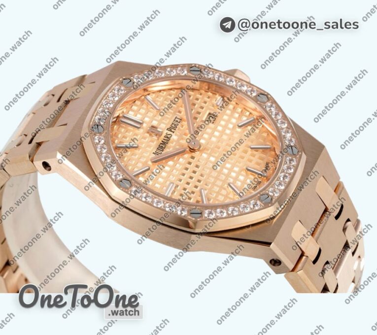 Реплика часов Audemars Piguet Royal Oak Lady 33mm Rose gold Top-tier Копия один в один Rose gold Dial Diamonds Bezel Rose gold Bracelet ETA Quartz
