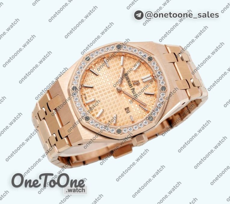 Реплика часов Audemars Piguet Royal Oak Lady 33mm Rose gold Top-tier Копия один в один Rose gold Dial Diamonds Bezel Rose gold Bracelet ETA Quartz