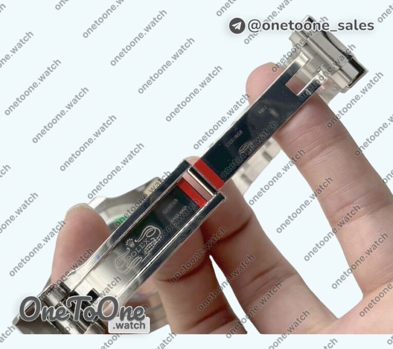 Реплика часов Rolex T-Master II V2 126710 BLRO Blue/Red Ceramic Top-tier Копия один в один Black Dial on Jubilee Bracelet CHS