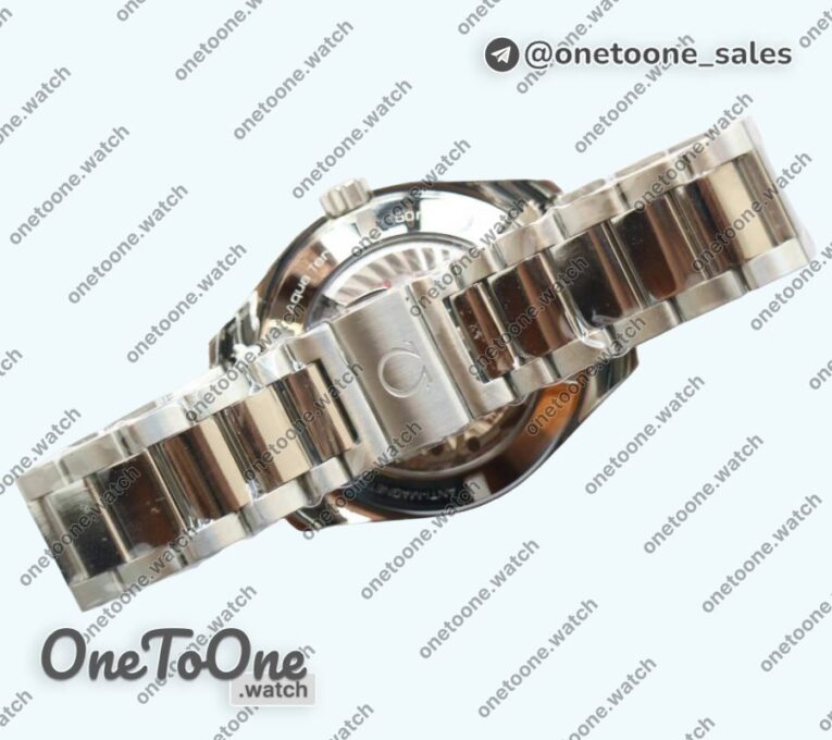 Реплика часов Omega Aqua Terra 150M Stainless steel Top-tier Копия один в один White Textured Dial on Stainless steel Bracelet