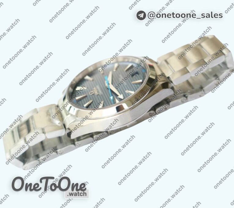 Реплика часов Omega Aqua Terra 150M Master Chronometers Top-tier Копия один в один Blue Dial Blue second hand on Stainless steel Bracelet