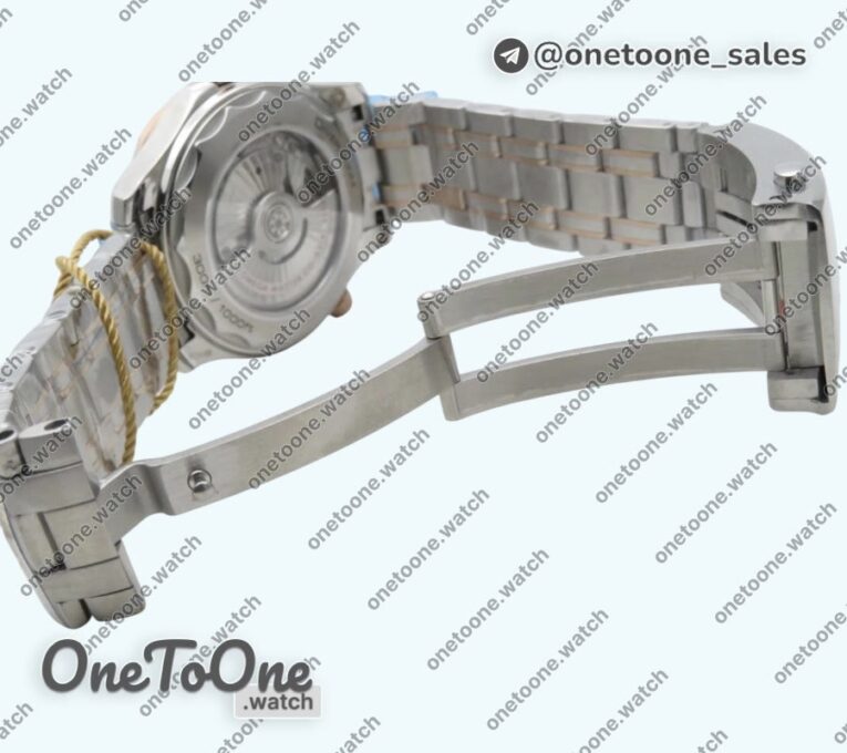 Реплика часов Omega Seamaster Diver 300M Rose gold/Stainless steel Ceramic Bezel Top-tier Копия один в один Black Dial on Bracelet J