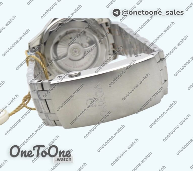 Реплика часов Omega Seamaster Diver 300M Rose gold/Stainless steel Ceramic Bezel Top-tier Копия один в один Black Dial on Bracelet J