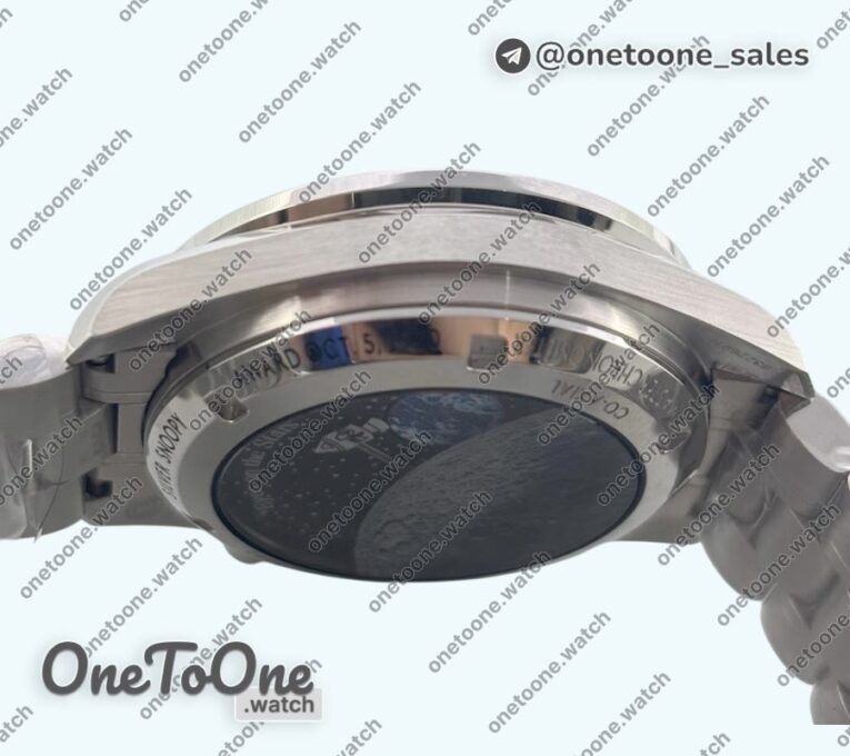 Реплика часов Omega Speedmaster Professional "Silver Snoopy Award" 50th Anniversary Top-tier Копия один в один Bracelet N1F