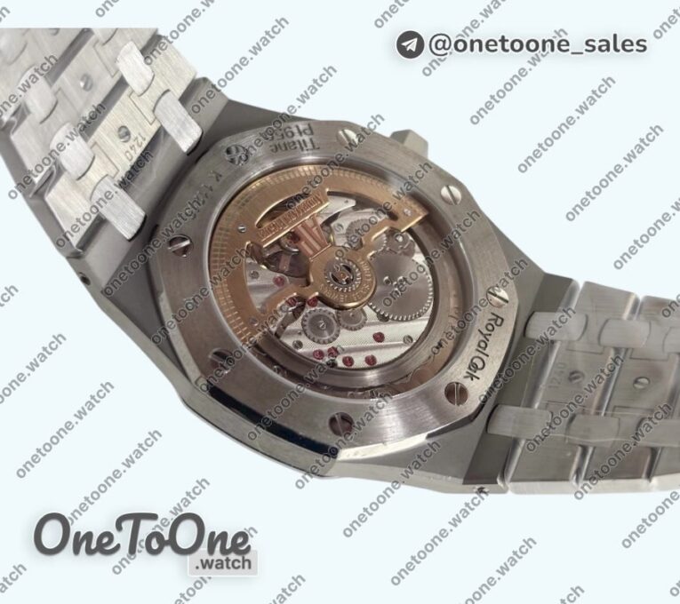 Реплика часов Audemars Piguet Royal Oak 15202 39mm Titanium Top-tier Копия один в один Blue Textured Dial on Stainless steel Bracelet