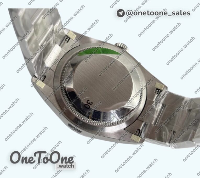 Реплика часов Rolex Oyster Perpetual 36mm 126000 904L Top-tier Копия один в один Black Dial on Stainless steel Bracelet 3230