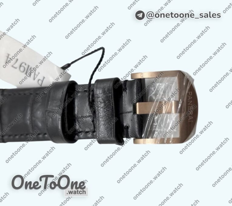 Реплика часов Panerai PAM974 Luminor Submersible Rose gold Top-tier Копия один в один on Black Leather Strap OP XXXIV Clone
