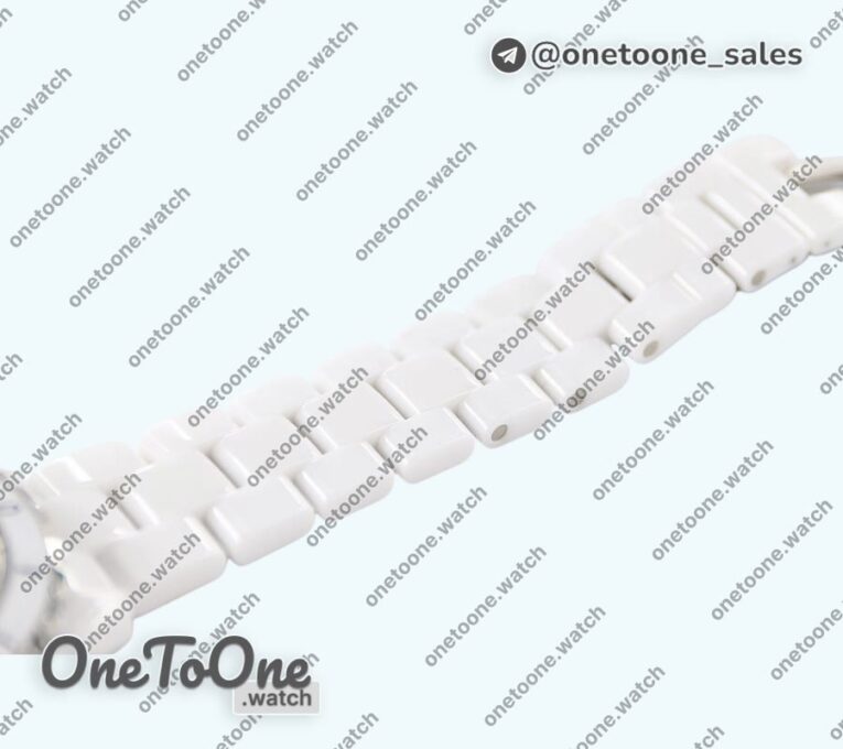 Реплика часов Chanel J12 33mm White Ceramic Top-tier Копия один в один White Dial Number Markers on Bracelet H .2