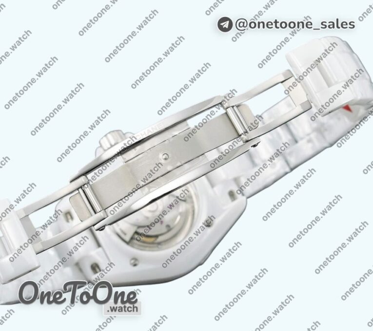 Реплика часов Chanel J12 33mm White Ceramic Top-tier Копия один в один White Dial Number Markers on Bracelet H .2