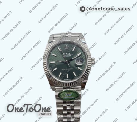 Реплика часов Rolex DateJust 41 126330 904L Stainless steel Top-tier Копия один в один Fluted Bezel Green Dial on Jubilee Bracelet