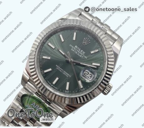 Реплика часов Rolex DateJust 41 126330 904L Stainless steel Top-tier Копия один в один Fluted Bezel Green Dial on Jubilee Bracelet