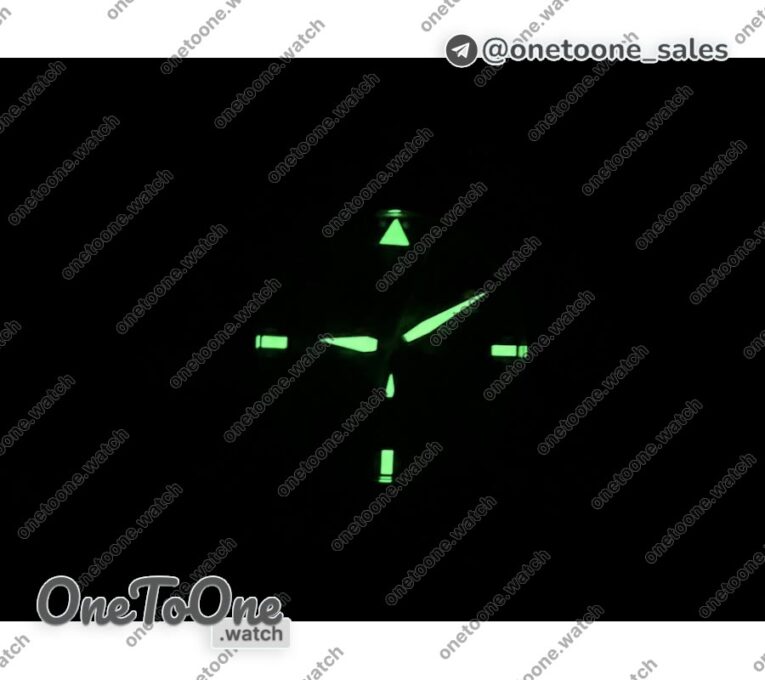 Реплика часов Iwc Pilot Chrono Spitfire IW377726 Stainless steel Top-tier Копия один в один Green Dial on Brown Leather Strap A