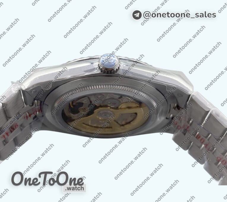 Реплика часов Rolex Land Dweller 127334 904L Stainless steel White Dial On Stainless steel Bracelet E