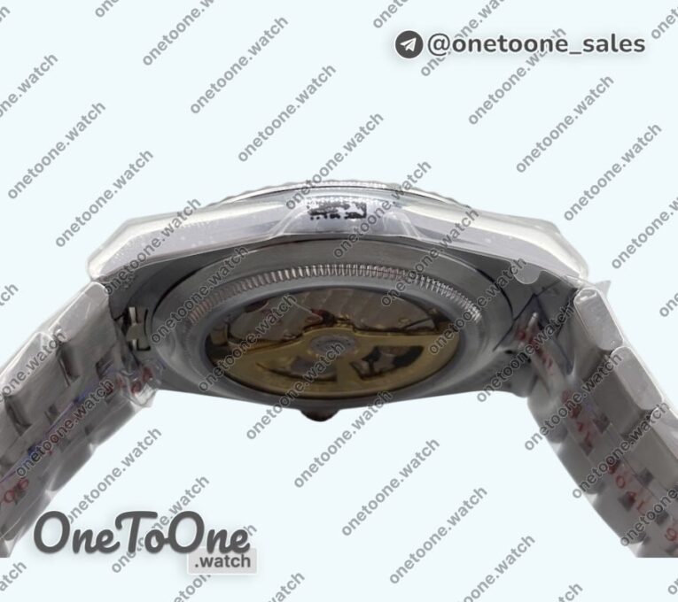 Реплика часов Rolex Land Dweller 127334 904L Stainless steel White Dial On Stainless steel Bracelet E