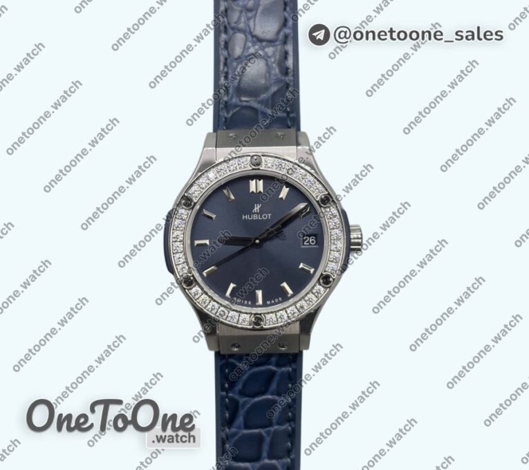 Реплика часов Hublot Classic Fusion 33mm Stainless steel Top-tier Копия один в один Blue Dial Diamonds Bezel On Gummy Strap Swiss