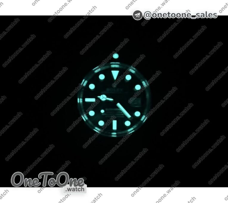 Реплика часов Rolex Submariner 116613LN 904L Yellow gold/Stainless steel Black Dial Bracelet