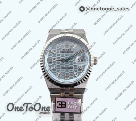 Реплика часов Rolex Land Dweller 127236 Увеличенный вес Stainless steel Ice Blue Dial On Stainless steel Bracelet