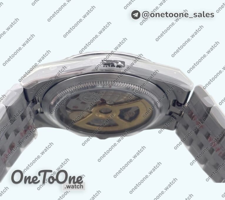 Реплика часов Rolex Land Dweller 127236 Увеличенный вес Stainless steel Ice Blue Dial On Stainless steel Bracelet