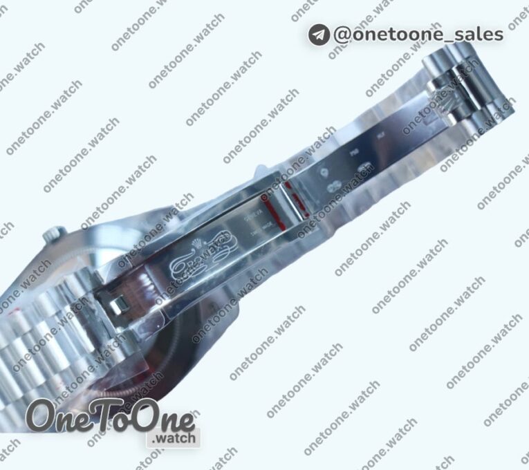 Реплика часов Rolex DayDate 40mm Fluted Pres 904L Stainless steel Silver&Blue dials Diamonds Marker Bracelet