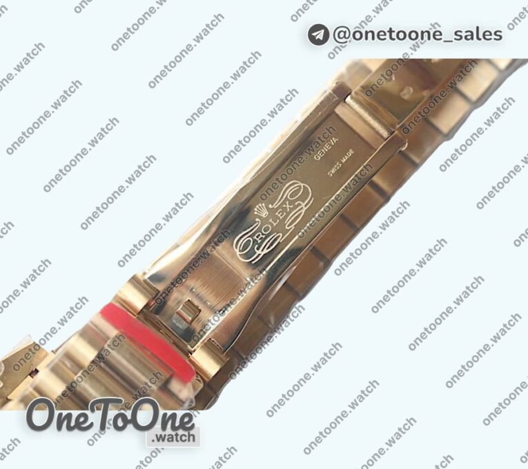 Реплика часов Rolex DayDate 40mm Fluted Yellow gold Gold&Silver Dials Roman Marker Bracelet