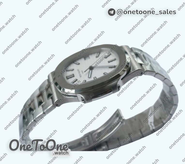 Реплика часов Patek Philippe Nautilus 5711/1A Top-tier Копия один в один White Textured Dial Stainless steel Bracelet 324CS V4
