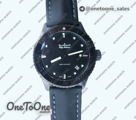 Реплика часов Blancpain Fifty Fathoms Bathyscaphe Black Ceramic Top-tier Копия один в один Black Dial on Black Sail-Canvas Strap