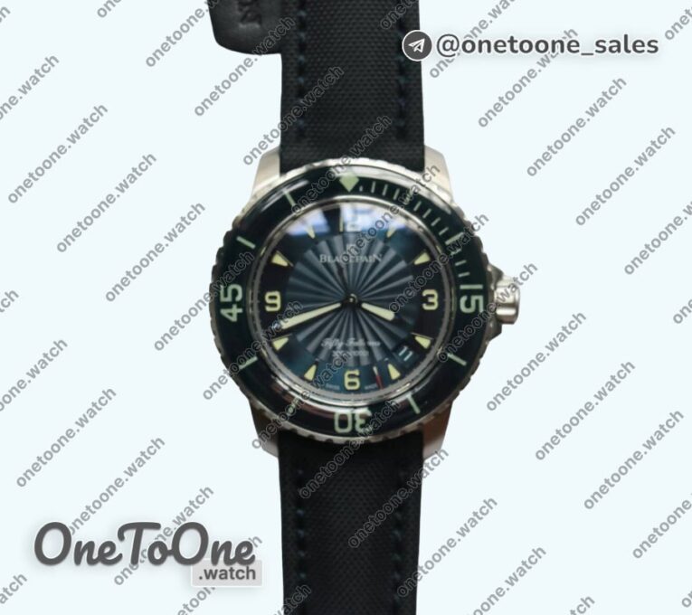 Реплика часов Blancpain Fifty Fathoms Stainless steel Blue Limited Edition Blue Dial Sail-canvas Strap (Free Extra Strap)
