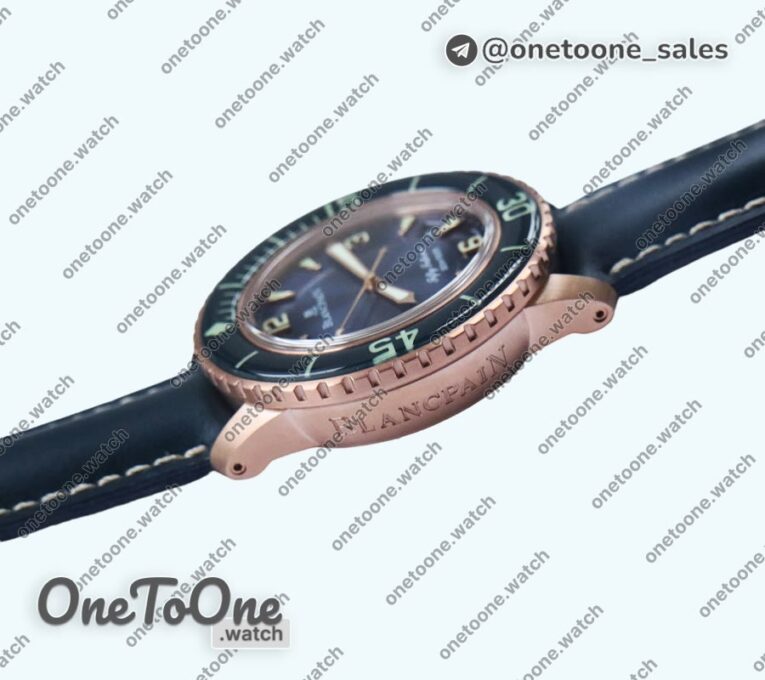 Реплика часов Blancpain Fifty Fathoms Rose gold Blue Top-tier Копия один в один Black Dial Sail-canvas Strap (Free Extra Strap)