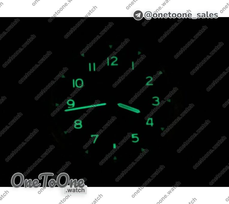 Реплика часов Breitling Navitimer 8 Automatic 41mm Top-tier Копия один в один Black Dial Leather Strap