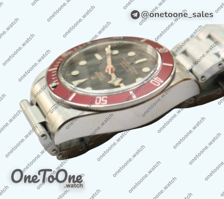Реплика часов Tudor Heritage 2016 Black Bay Shield Top-tier Копия один в один Red Bezel Bracelet V5