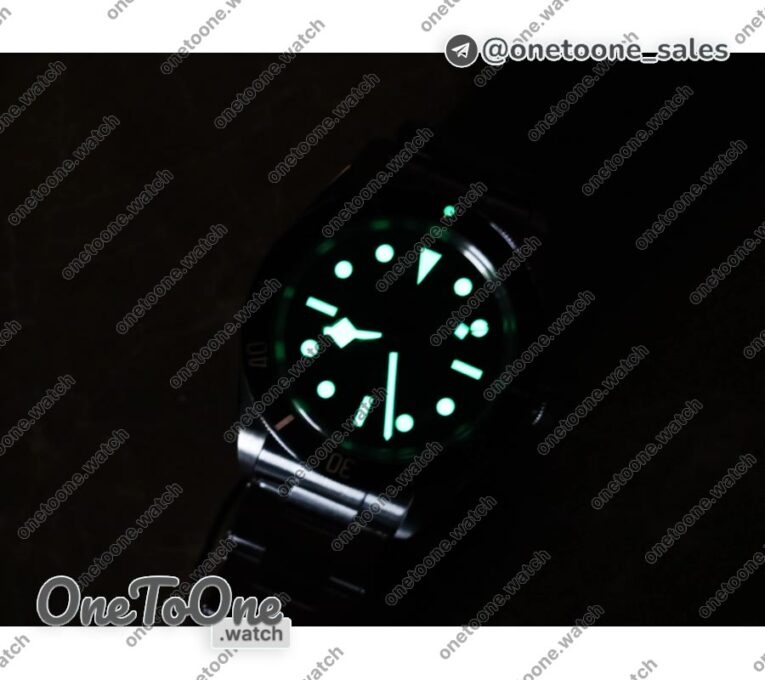 Реплика часов Tudor Black Bay Fifty Eight 39mm Stainless steel Top-tier Копия один в один Black Dial Stainless steel Bracelet