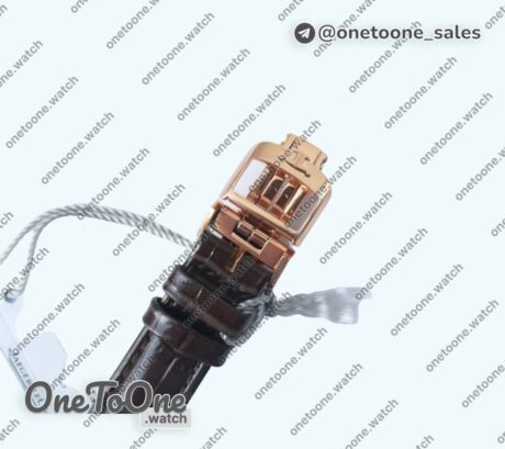 Реплика часов Jaeger-lecoultre Rendez-Vous Moon Medium Rose gold Top-tier Копия один в один White Textured Dial Diamonds Bezel Brown Leather Strap