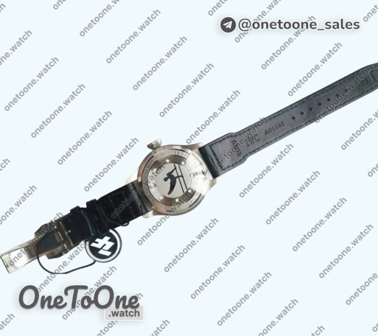 Реплика часов Iwc Big Pilot Real PR IW500431 RUStainless steelIAN "NEMOV" Top-tier Копия один в один on Black Leather Strap