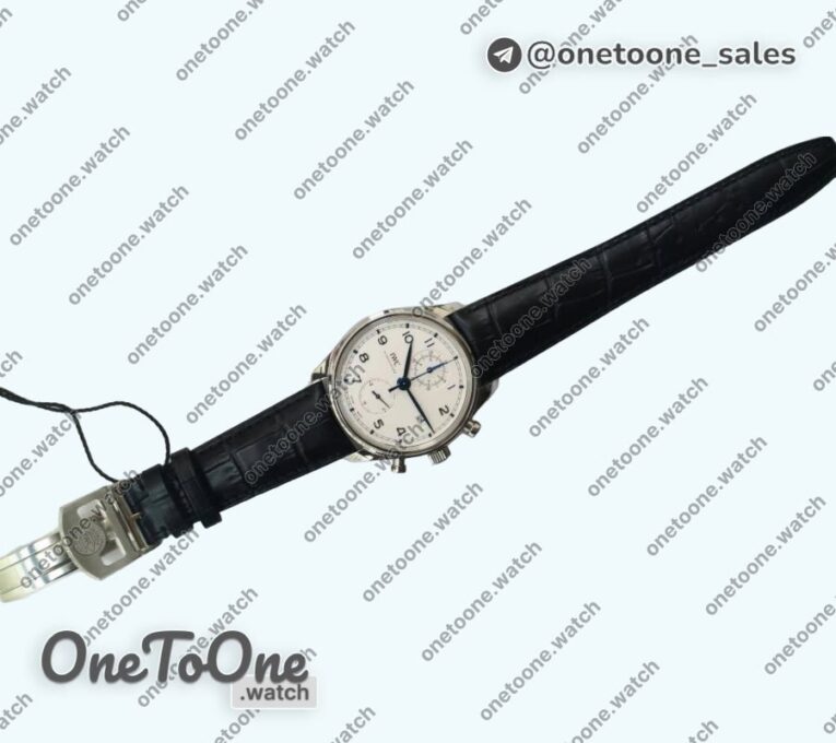 Реплика часов Iwc Portugieser Chrono Classic 42 IW390406 Stainless steel Top-tier Копия один в один White dial Blue Num Leather Strap