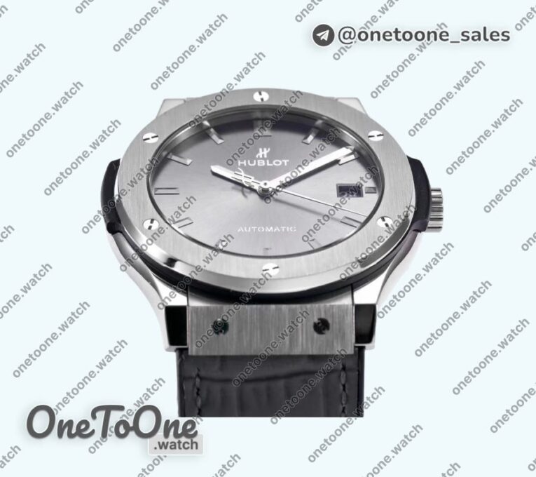 Реплика часов Hublot Classic Fusion 42mm Stainless steel Top-tier Копия один в один Grey Dial On Black Gummy Strap Asian HB1112