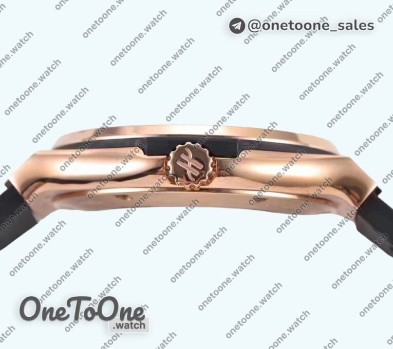 Реплика часов Hublot Classic Fusion 45mm Rose gold Top-tier Копия один в один Black Dial On Black Gummy Strap Asian 2892